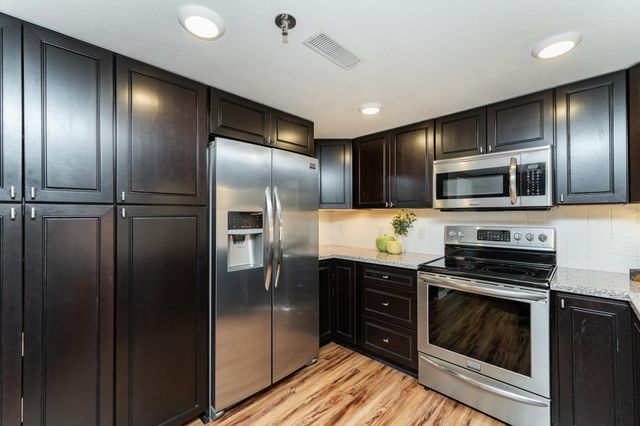 625 19th Street NW 603, Rochester, MN 55901