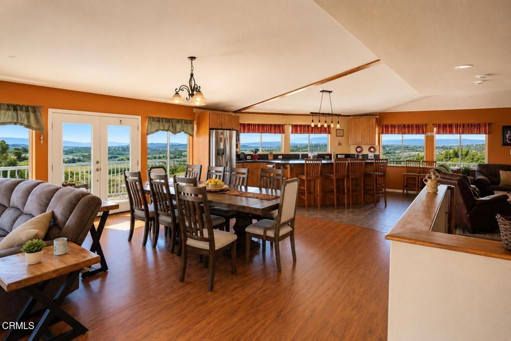 Image 10 of property listing at 10455 Stockton Road, Moorpark, CA 93021