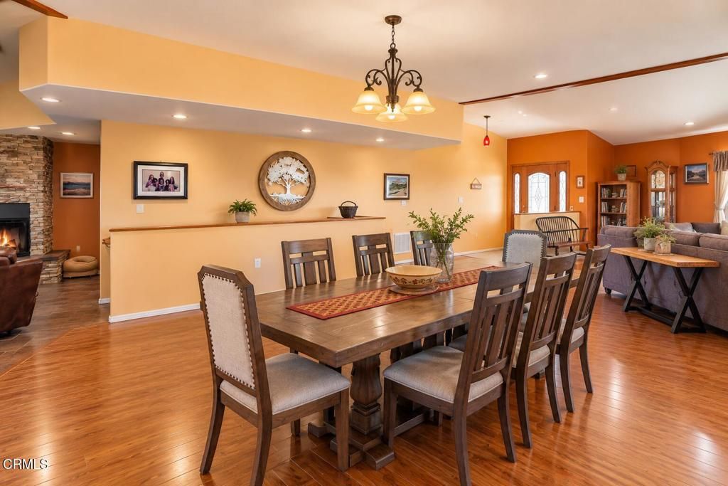 Image 11 of property listing at 10455 Stockton Road, Moorpark, CA 93021