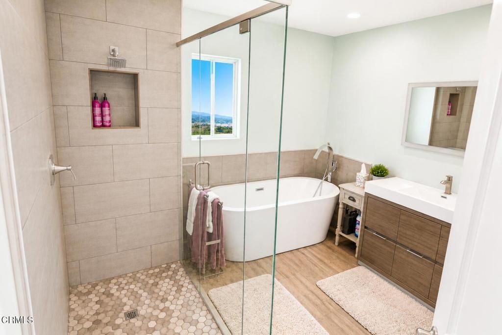 Image 16 of property listing at 10455 Stockton Road, Moorpark, CA 93021