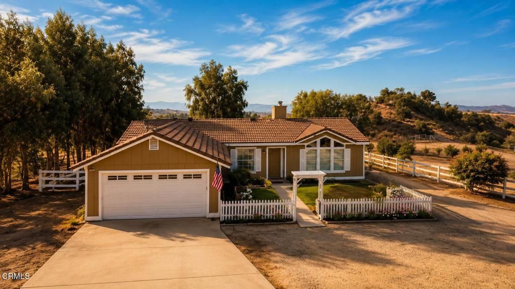 Image 29 of property listing at 10455 Stockton Road, Moorpark, CA 93021
