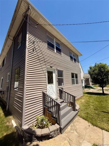 738 W Atherton Road, Flint, MI 48507