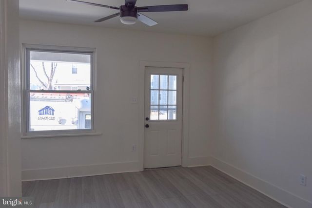 119 N ROBESON ST, Robesonia, PA 19551