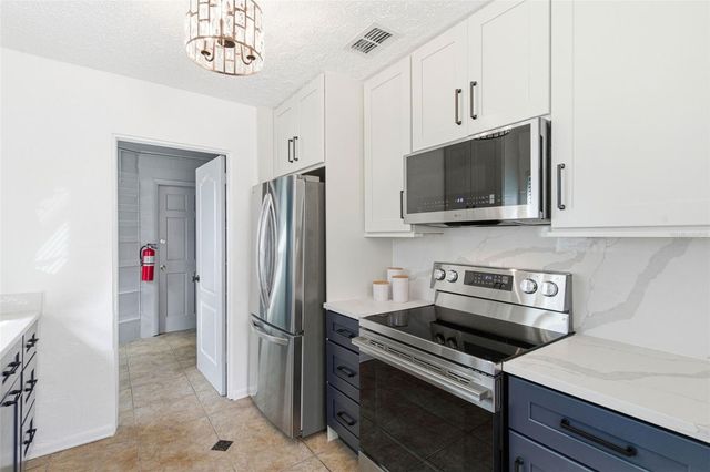 5560 94TH AVENUE N, Pinellas Park, FL 33782