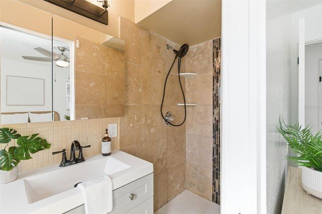 5560 94TH AVENUE N, Pinellas Park, FL 33782