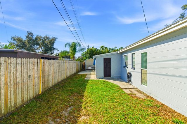 5560 94TH AVENUE N, Pinellas Park, FL 33782