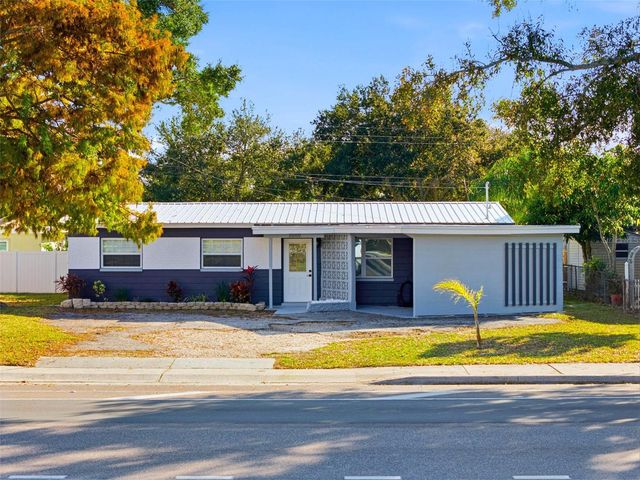 5560 94TH AVENUE N, Pinellas Park, FL 33782