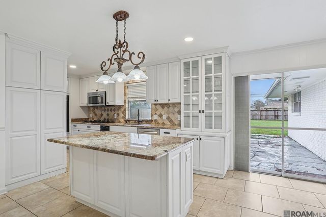 1795 Chevelle Dr, Baton Rouge, LA 70806