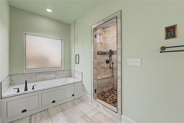 33 Ledbetter Lane, Bella Vista, AR 72715