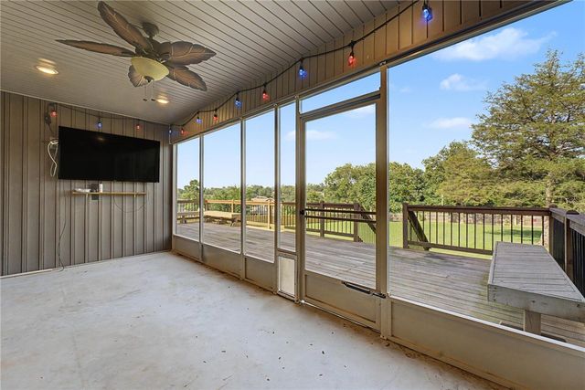 33 Ledbetter Lane, Bella Vista, AR 72715