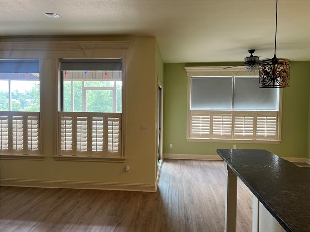 33 Ledbetter Lane, Bella Vista, AR 72715