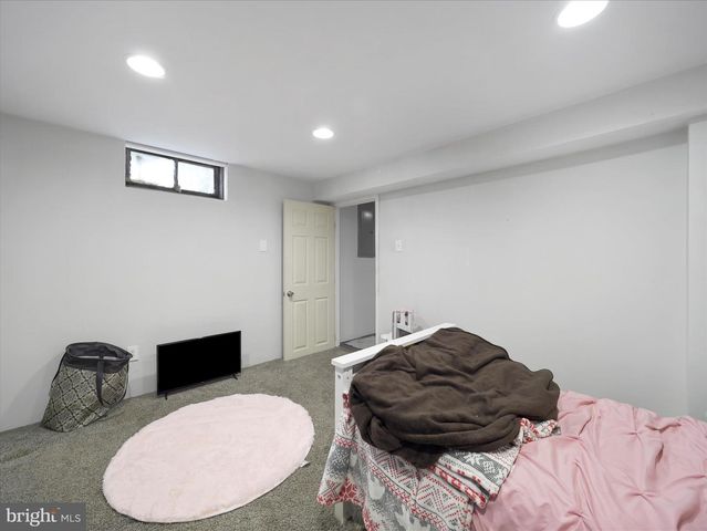 17520 YORK RD, Hagerstown, MD 21740