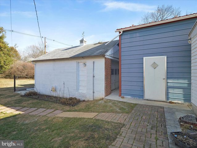 17520 YORK RD, Hagerstown, MD 21740