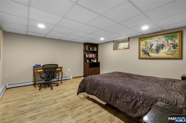 806 Stella Court, Paramus, NJ 07652