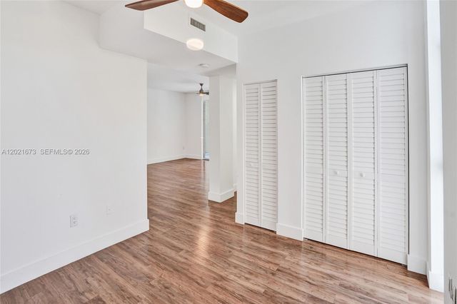 9725 NW 52nd St 406, Doral, FL 33178