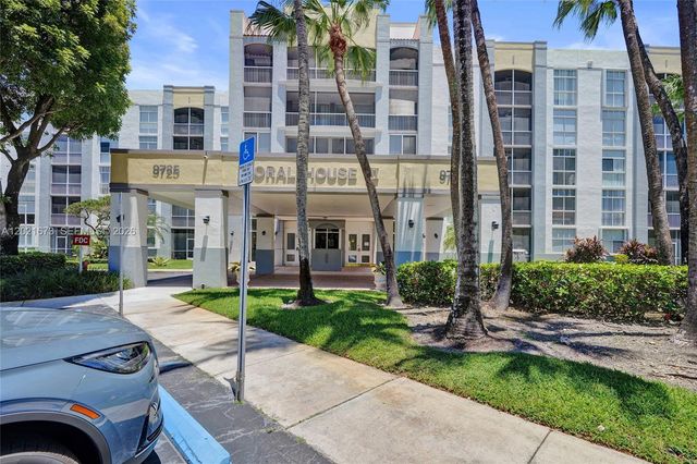 9725 NW 52nd St 406, Doral, FL 33178