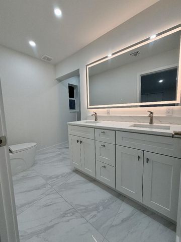 1130 NW 7th Avenue, Fort Lauderdale, FL 33311