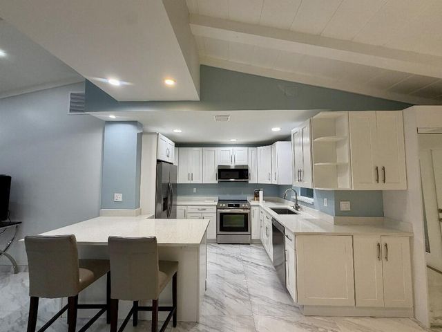 1130 NW 7th Avenue, Fort Lauderdale, FL 33311