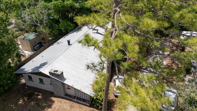 2110 PALM TERRACE, Sarasota, FL 34231