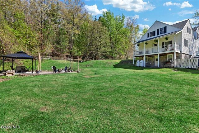 573 Church Street, North Greenbush, NY 12198