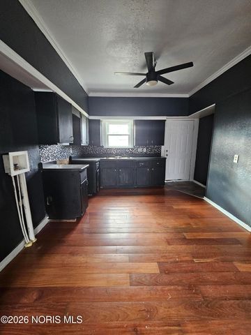 1015 Belmont Avenue, Toledo, OH 43607