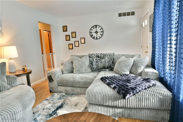 1722 Bradford Street NW, Warren, OH 44485