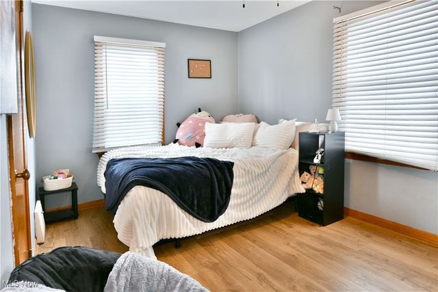 1722 Bradford Street NW, Warren, OH 44485