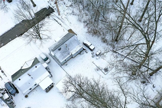 1722 Bradford Street NW, Warren, OH 44485