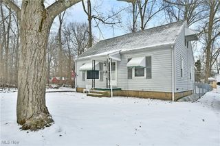 1722 Bradford Street NW, Warren, OH 44485