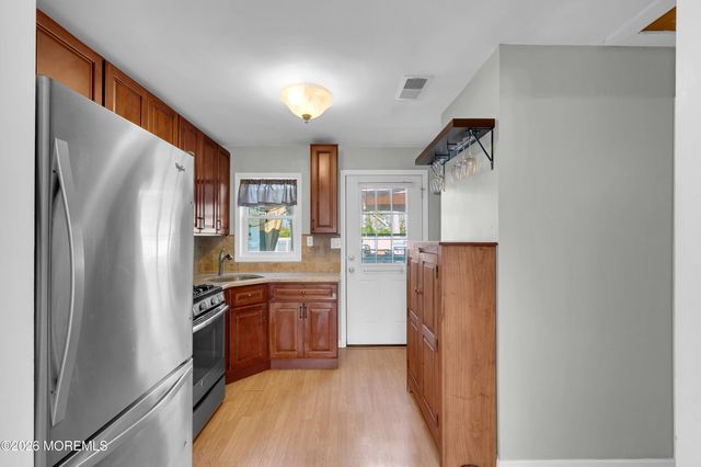 503 Elizabeth Avenue, Toms River, NJ 08753