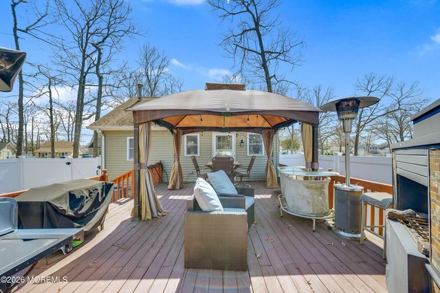 503 Elizabeth Avenue, Toms River, NJ 08753