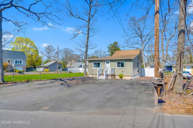 503 Elizabeth Avenue, Toms River, NJ 08753