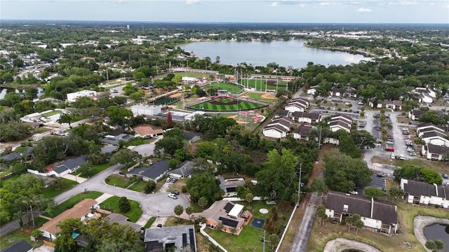 410 SILVER OAK LANE, Altamonte Springs, FL 32701
