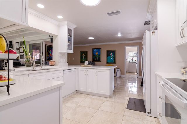 410 SILVER OAK LANE, Altamonte Springs, FL 32701
