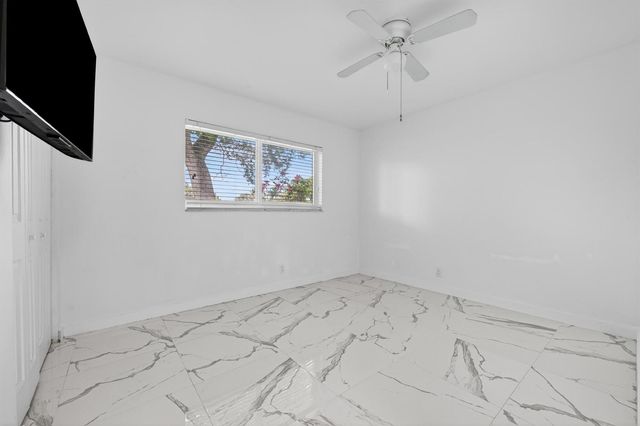 6890 NW 31st Way, Fort Lauderdale, FL 33309