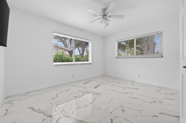 6890 NW 31st Way, Fort Lauderdale, FL 33309