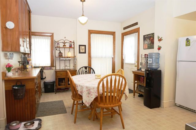 51 Maple Street, Lyndon, VT 05851