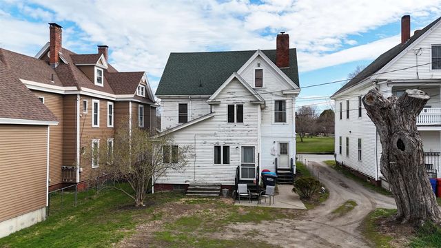51 Maple Street, Lyndon, VT 05851