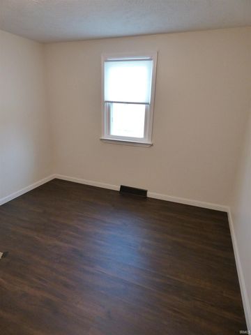 55075 Sundown Road, South Bend, IN 46628