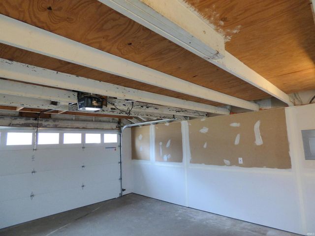 55075 Sundown Road, South Bend, IN 46628