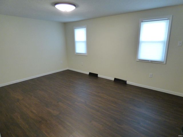 55075 Sundown Road, South Bend, IN 46628