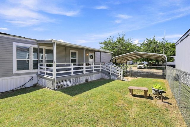 128 Valerie Lane, Sherman, TX 75092