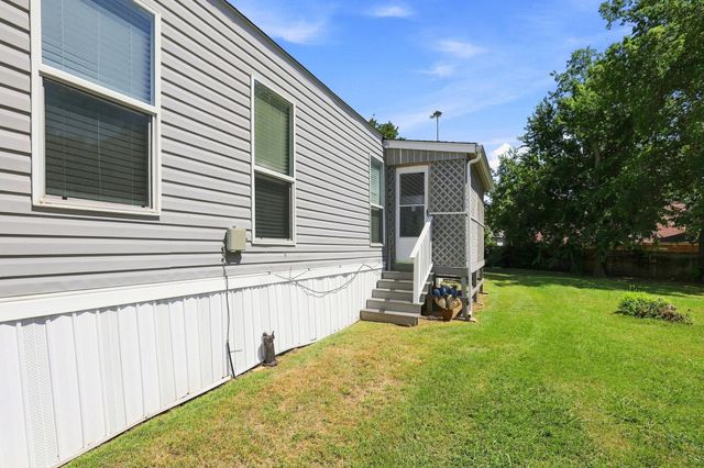 128 Valerie Lane, Sherman, TX 75092