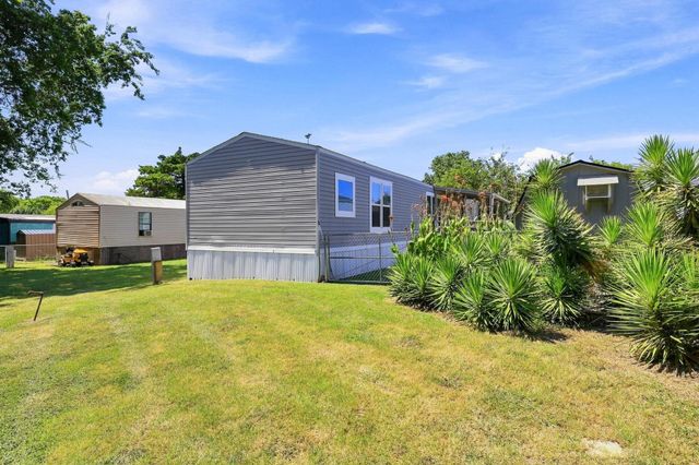 128 Valerie Lane, Sherman, TX 75092