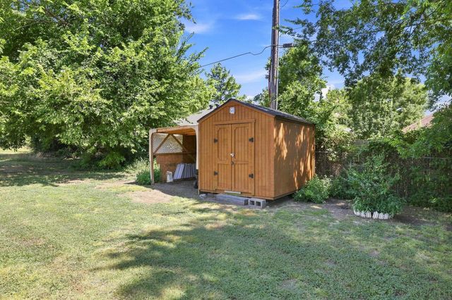 128 Valerie Lane, Sherman, TX 75092