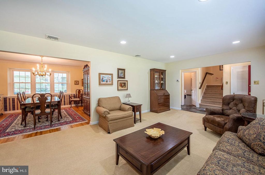 5 BRENNAN DR, BRYN MAWR, PA 19010 — photo 5