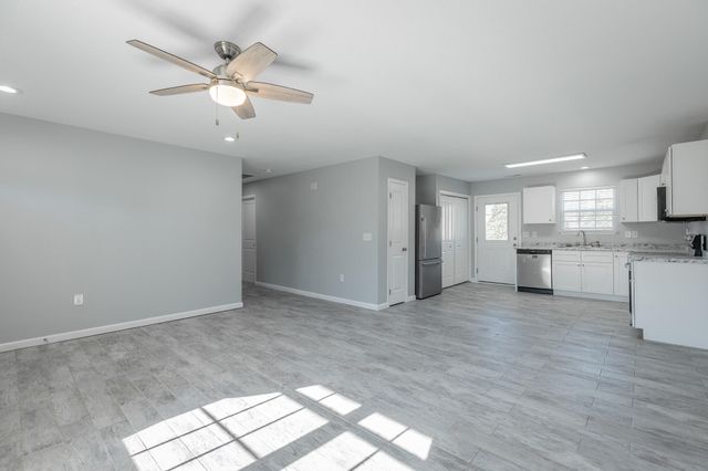 175 Marion Farms Drive, Kimball, TN 37347