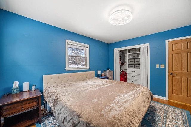 N50W14420 Fairmount AVENUE, Menomonee Falls, WI 53051