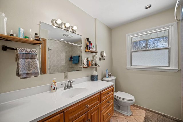 N50W14420 Fairmount AVENUE, Menomonee Falls, WI 53051