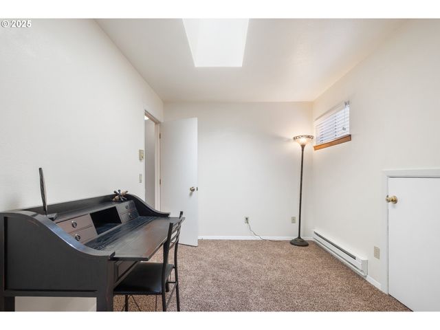 1734 ARCH Ln, Brookings, OR 97415